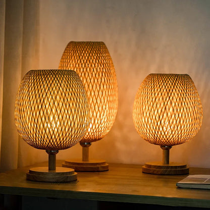 Lampada da Tavolo Vintage in Bambù | Design Rustico Elegante 1