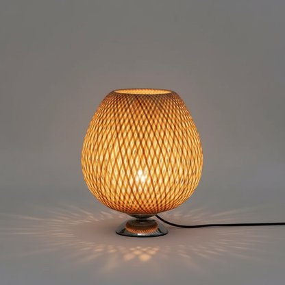 Lampada da Tavolo Vintage in Bambù | Design Rustico Elegante